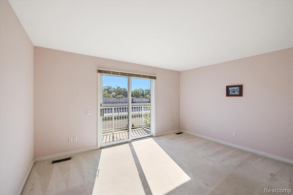 9000 Harbor Place Drive, Saint Clair Shores, MI 48080 — Photo 32