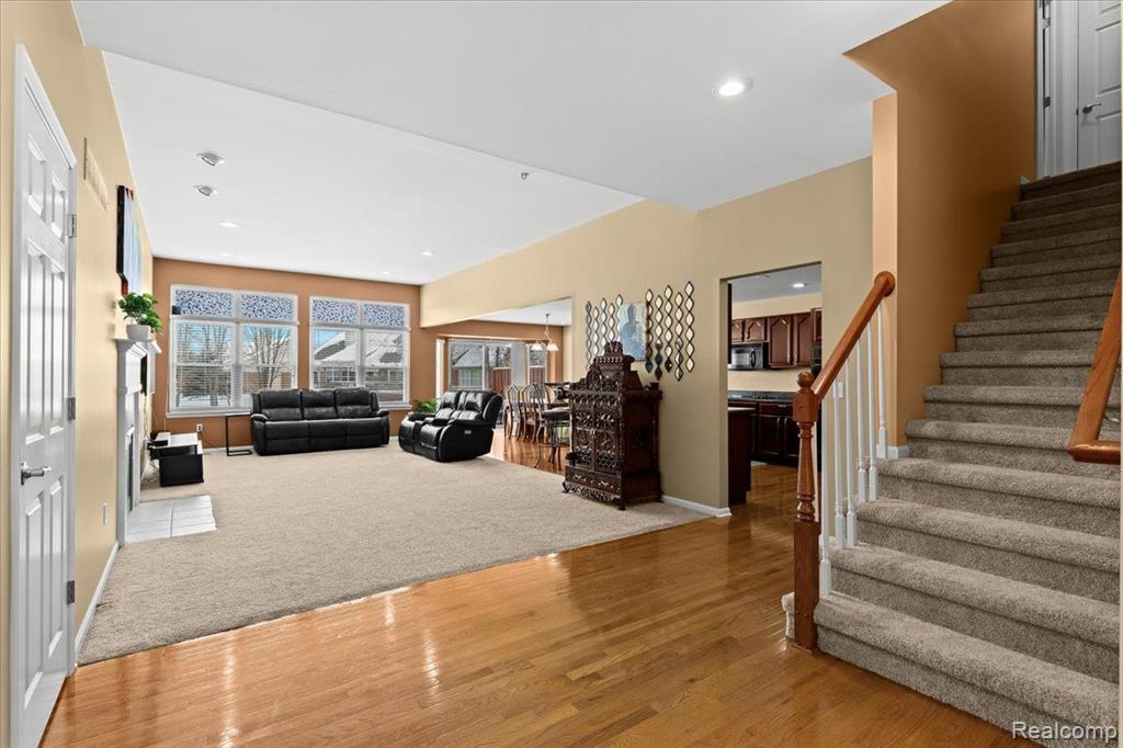 49407 N Glacier, Northville, MI 48168 — Photo 10