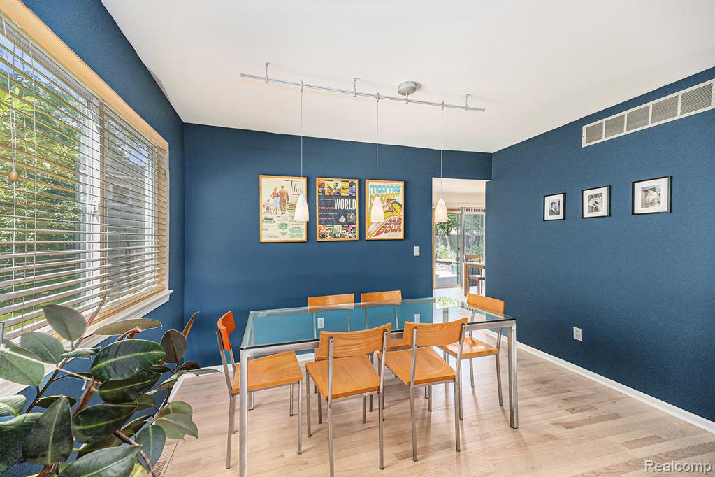 1827 N Franklin Court, Ann Arbor, MI 48103 — Photo 7