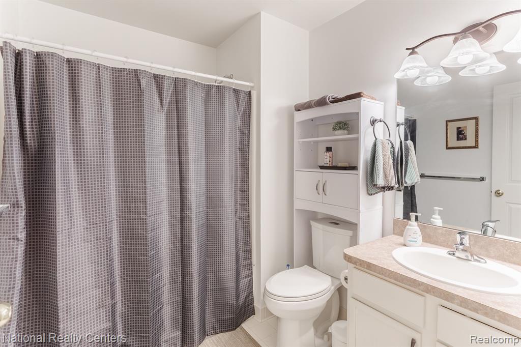 4218 ELIZABETH Avenue, Canton, MI 48188 — Photo 25