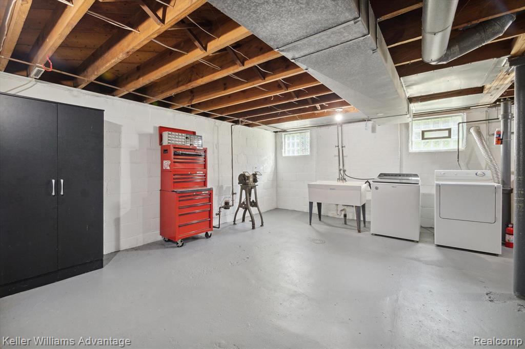 402 E 7th Street, Royal Oak, MI 48067 — Photo 25
