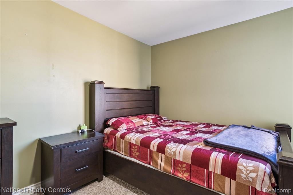 50249 Jefferson Street, Canton, MI 48188 — Photo 39