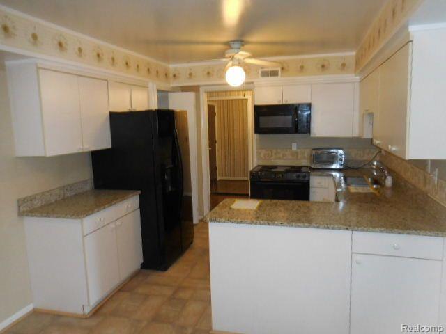 15801 PROVIDENCE Drive, 9F, Southfield, MI 48075 — Photo 6