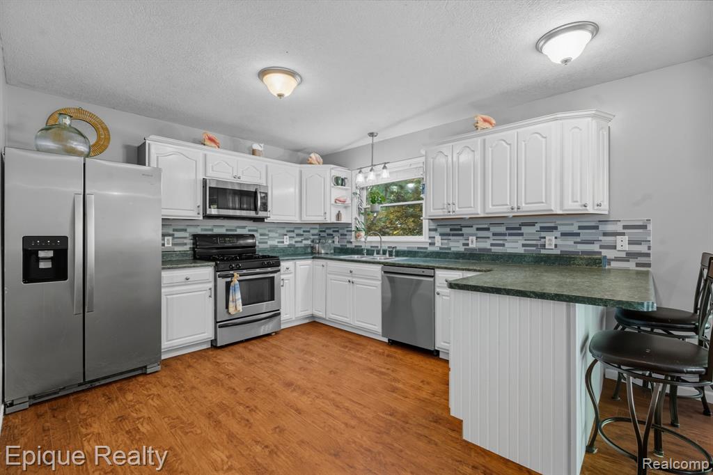 644 Hillside Drive, Corunna, MI 48817 — Photo 10