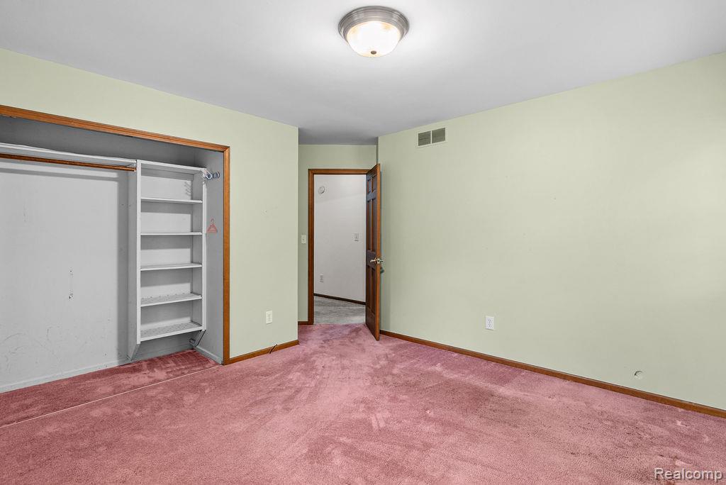 9482 Graytrax Road, Grand Blanc, MI 48439 — Photo 34