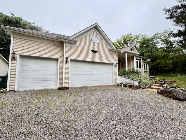 889 Cronkite Drive, Lake Orion, MI 48362 — Photo 37