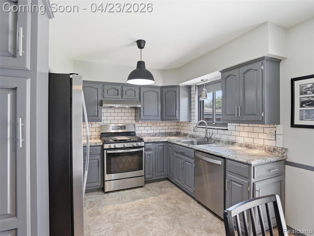33143 Vista Way, Fraser, MI 48026 — Photo 10