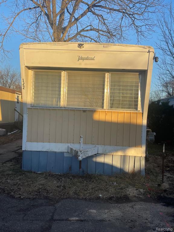 17297 W Outer Drive, Dearborn Heights, MI 48127, Dearborn Heights, MI, 48127