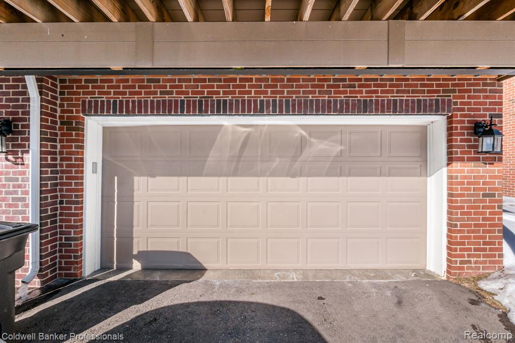47749 Alden Terrace N, Northville, MI 48168 — Photo 46