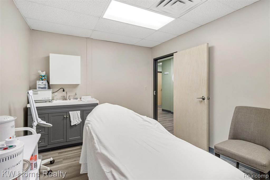 36880 Woodward Avenue, Suite 101, Bloomfield Hills, MI 48304 — Photo 14