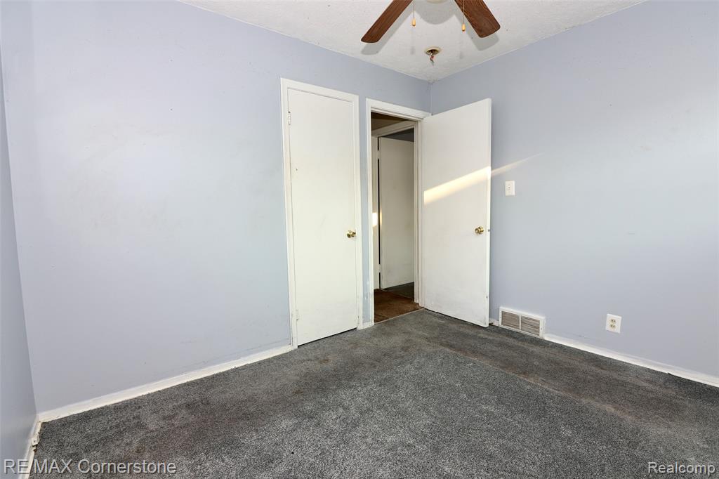 2668 Ackley Avenue, Westland, MI 48186 — Photo 9