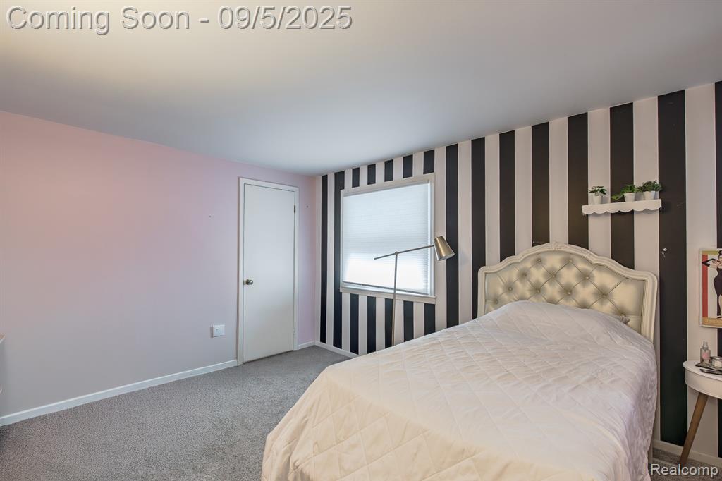475 Sandehurst Drive, Grand Blanc, MI 48439 — Photo 36