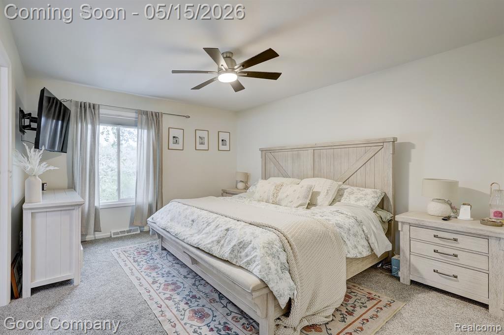 2370 Lansbury Drive, Waterford, MI 48329 — Photo 39