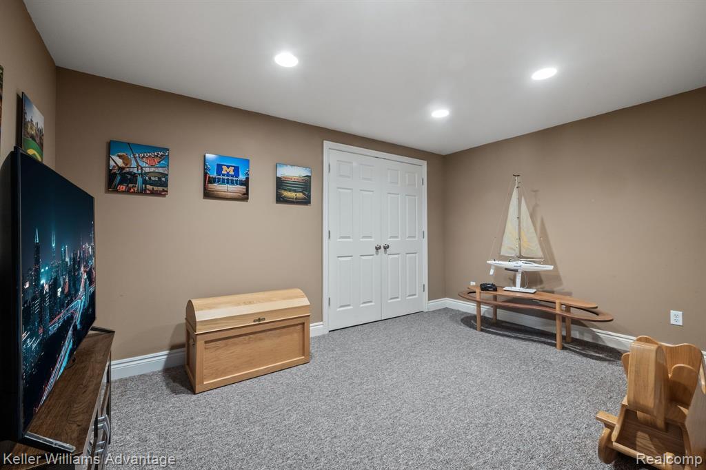 17421 Parkshore Drive, Northville, MI 48168 — Photo 46
