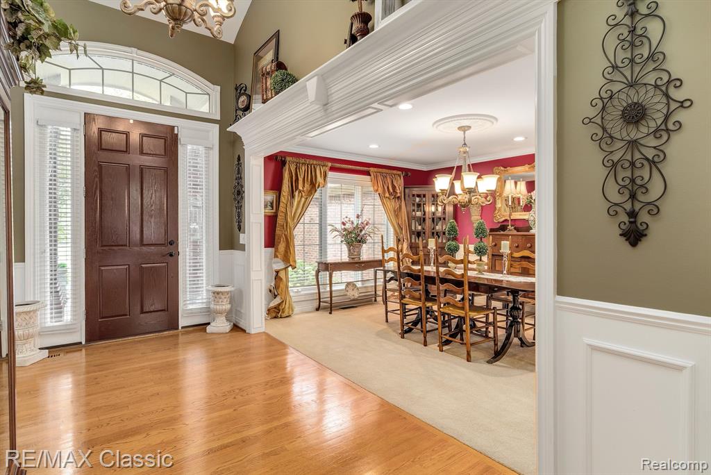 18416 CLAIRMONT Circle E, Northville, MI 48168 — Photo 4