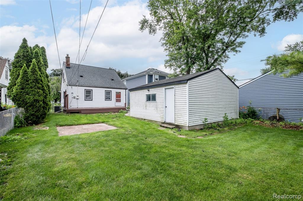 807 Vermont Avenue, Royal Oak, MI 48067 — Photo 43
