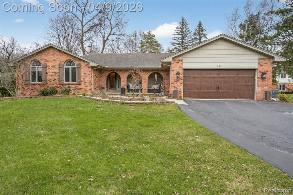 341 Ridgewood Road, Rochester, MI 48306 — front exterior