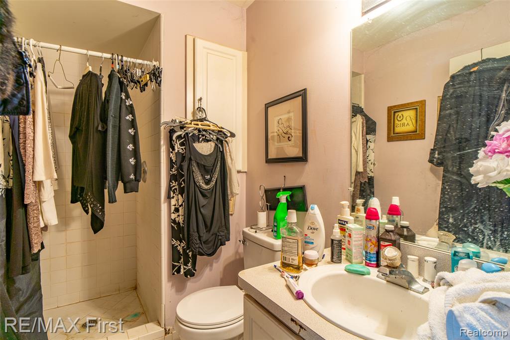 46466 SERENITY Drive, Macomb, MI 48044 — Photo 21