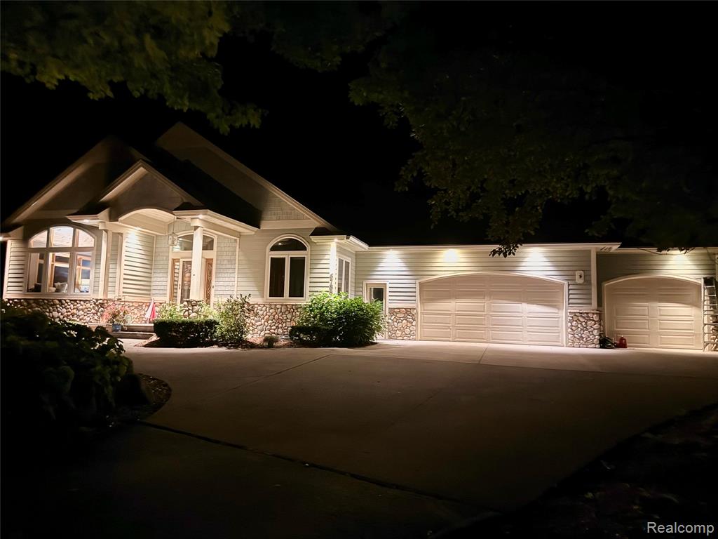 6788 E Hoxie Road, Cedar, MI 49621