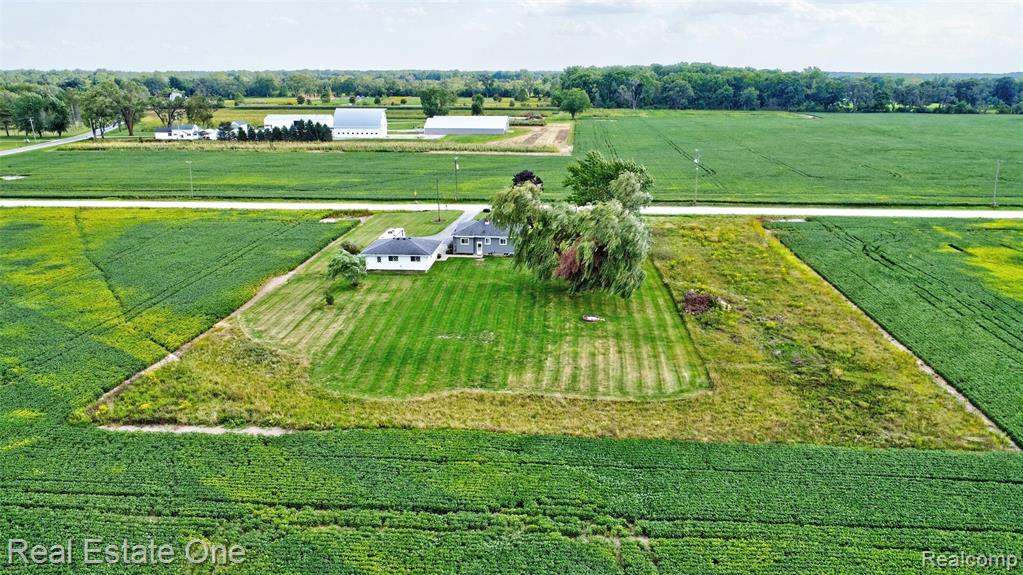 9772 Crawford Road, Columbus, MI — Photo 31