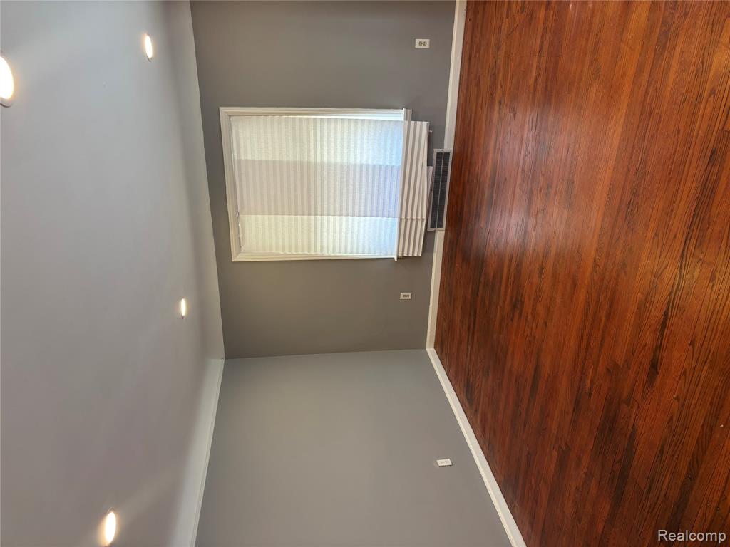 19190 Patton Street, Detroit, MI 48219 — Photo 6