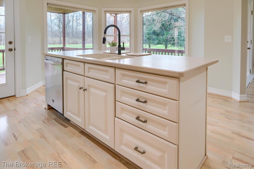 9055 N Island Drive, Flushing, MI 48433 — Photo 39