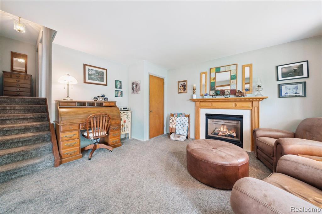 6091 COTTER Avenue, Sterling Heights, MI 48314 — Photo 8