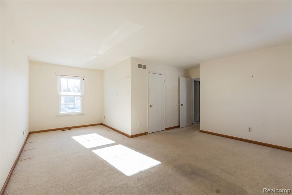 20940 E Glen Haven Circle, 46, Northville, MI 48167 — Photo 14