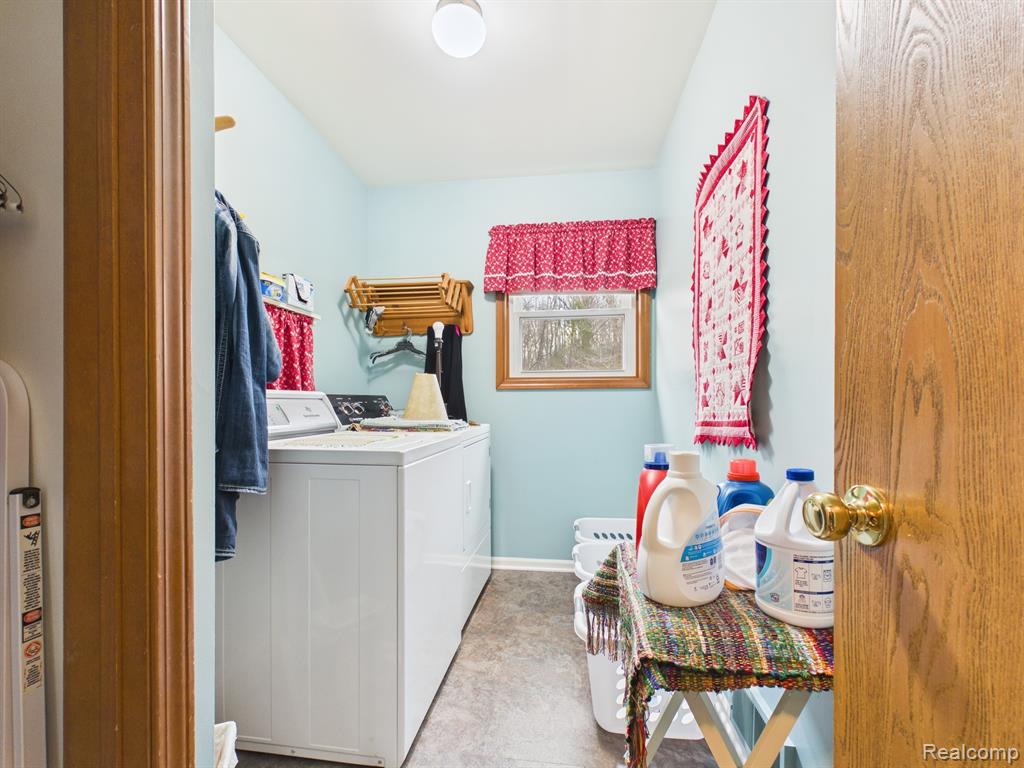 6882 Jones Road, North Branch, MI 48461 — Photo 15