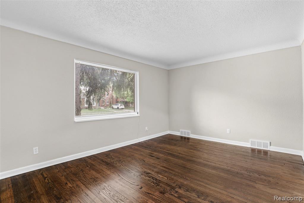 17717 Avon Avenue, Detroit, MI 48219 — Photo 10