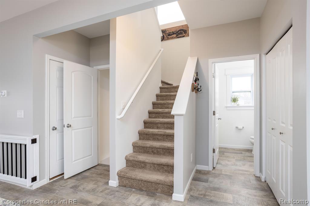 844 SADDLEBROOK Drive, Linden, MI 48451 — Photo 15