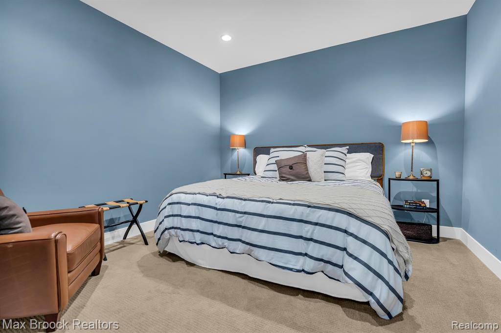 4887 WYE OAK Road, Bloomfield Hills, MI 48301 — Photo 38