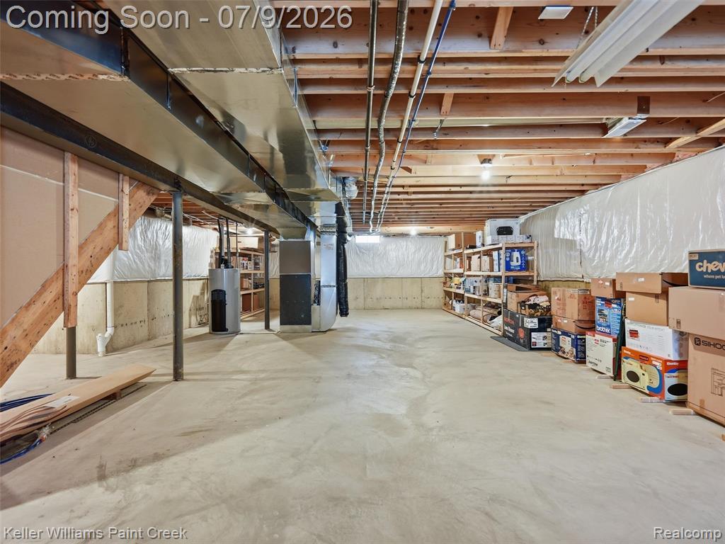 846 Monterey Lane, Rochester Hills, MI 48307 — Photo 34