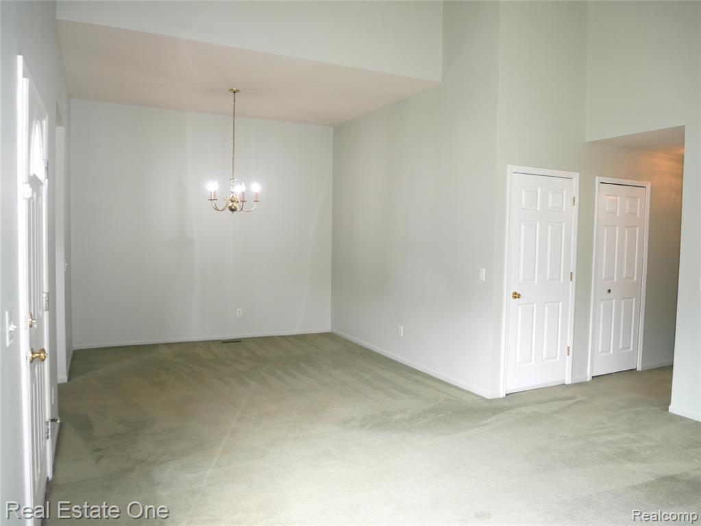 5499 Seabreeze Lane, Sterling Heights, MI 48310 — Photo 10