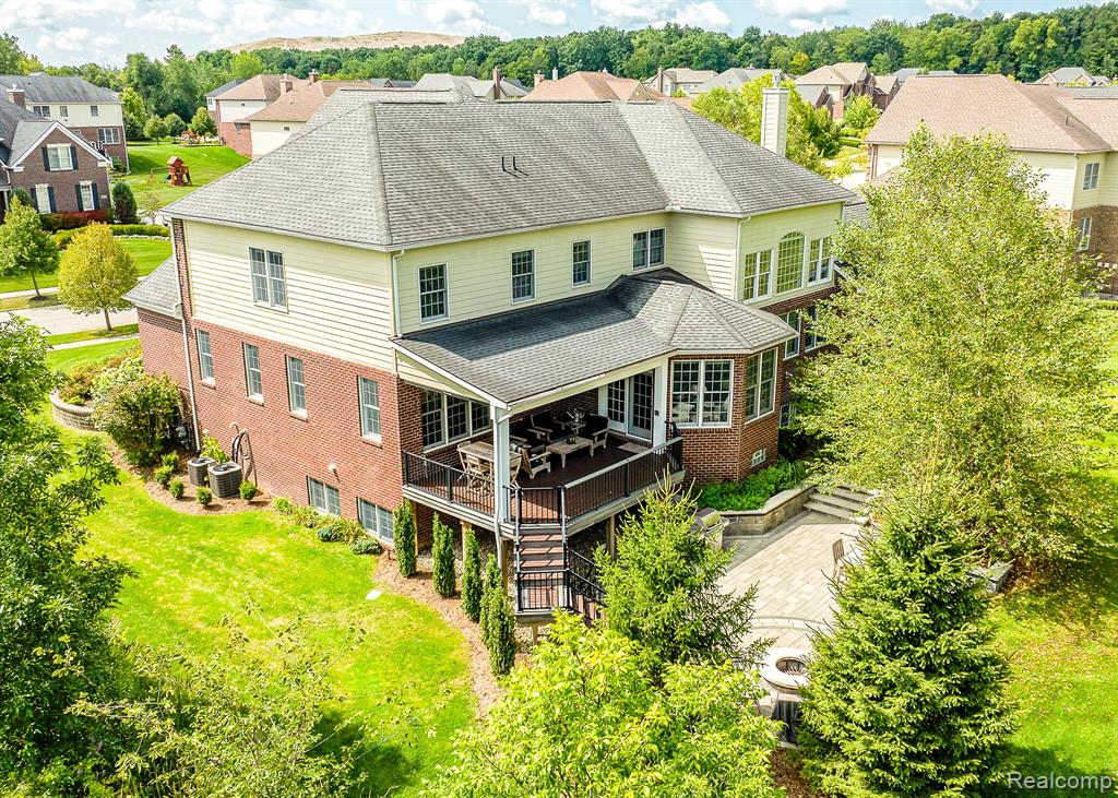 17905 BRIAR RIDGE Lane, Northville, MI 48168 — Photo 42