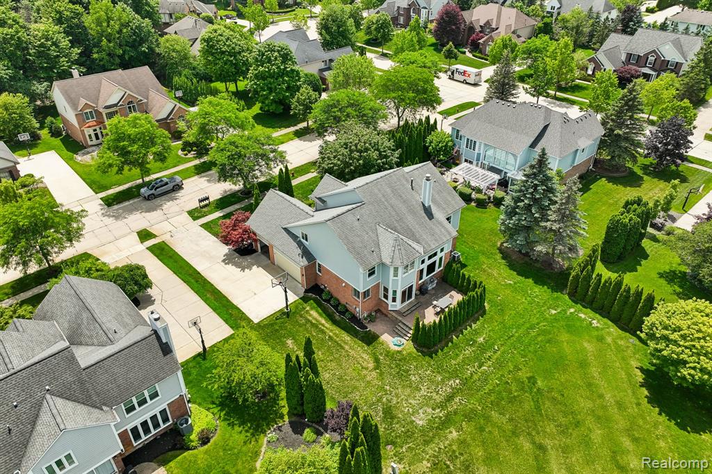 45896 Lathum Drive, Novi, MI — Photo 63