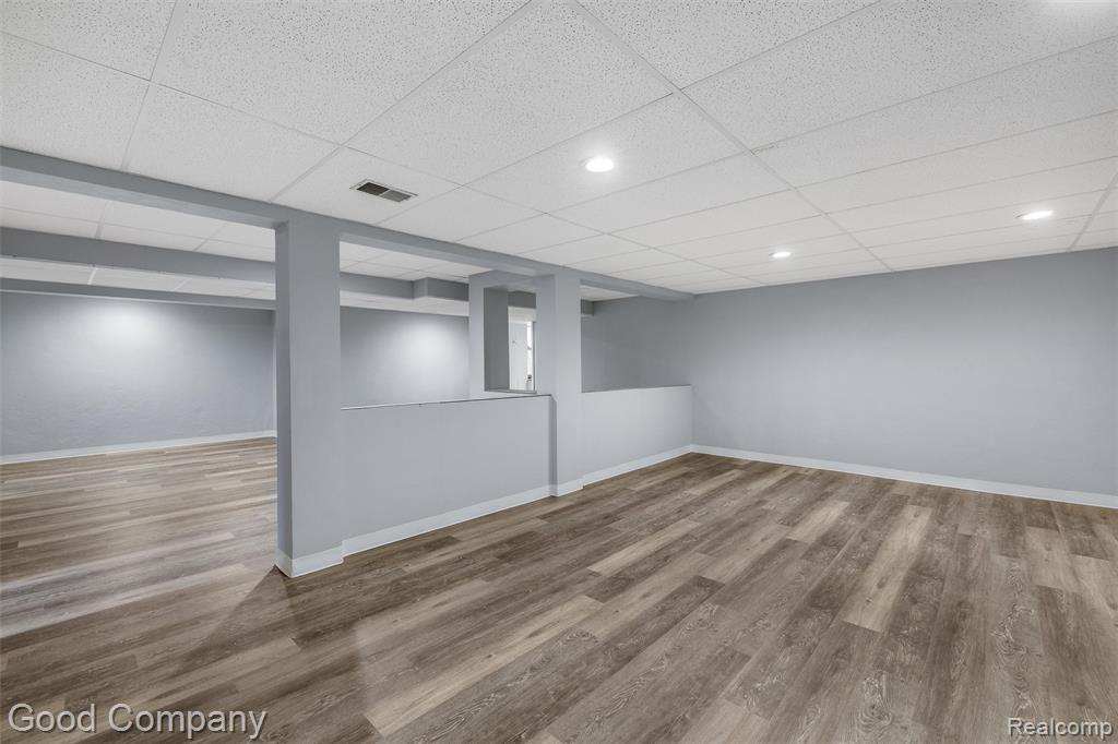 5893 CHRISTINA Drive, West Bloomfield, MI 48324 — Photo 45