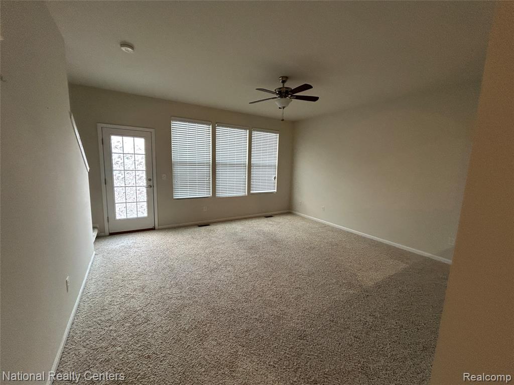 44681 Ellery Lane, Novi, MI — Photo 10