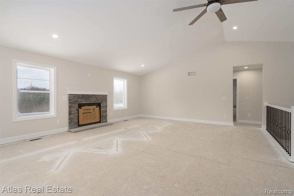 11289 Green Road, Goodrich Vlg, MI — Photo 19