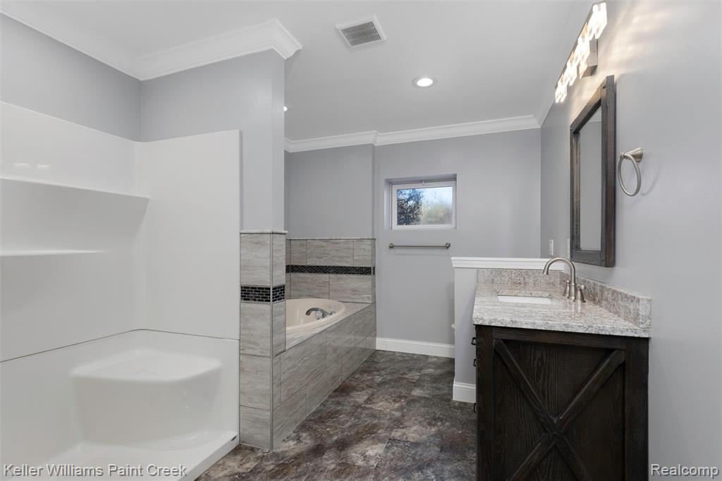 15289 Imlay City Road, Capac, MI 48014 — Photo 33