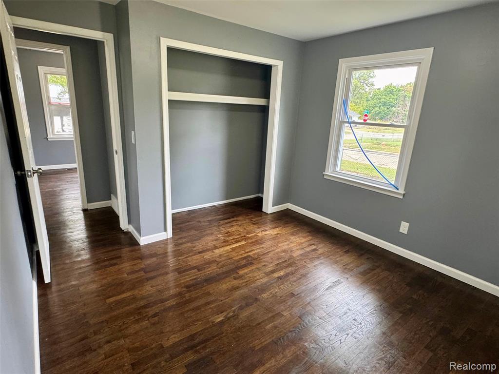 5220 Western Road, Flint, MI 48506 — Photo 9