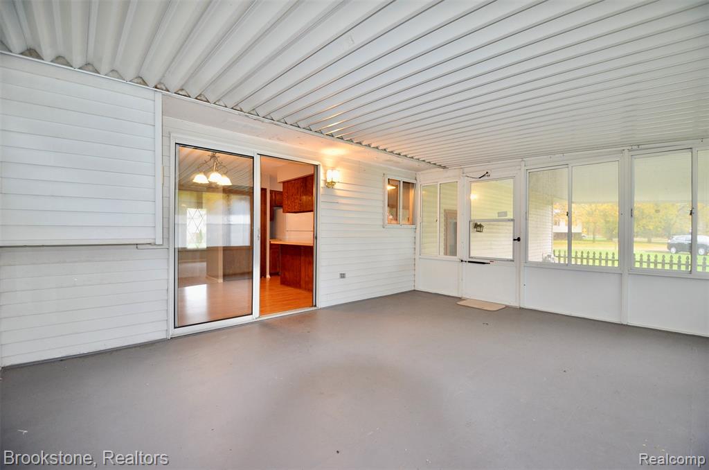 7244 Chapel View Drive, Clarkston, MI — Photo 20