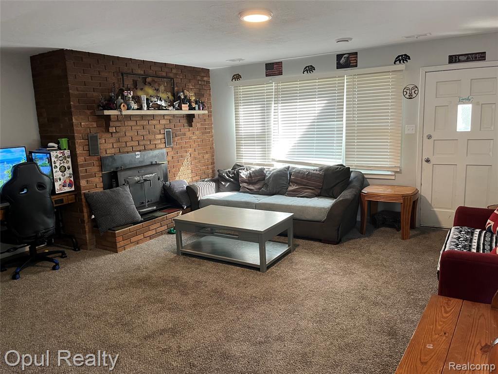 1489 Wren Street, Wixom, MI 48393 — Photo 6