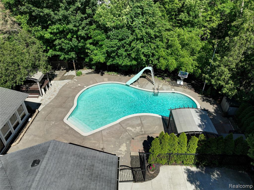 31310 Foxboro Way, Beverly Hills, MI 48025 — Photo 37