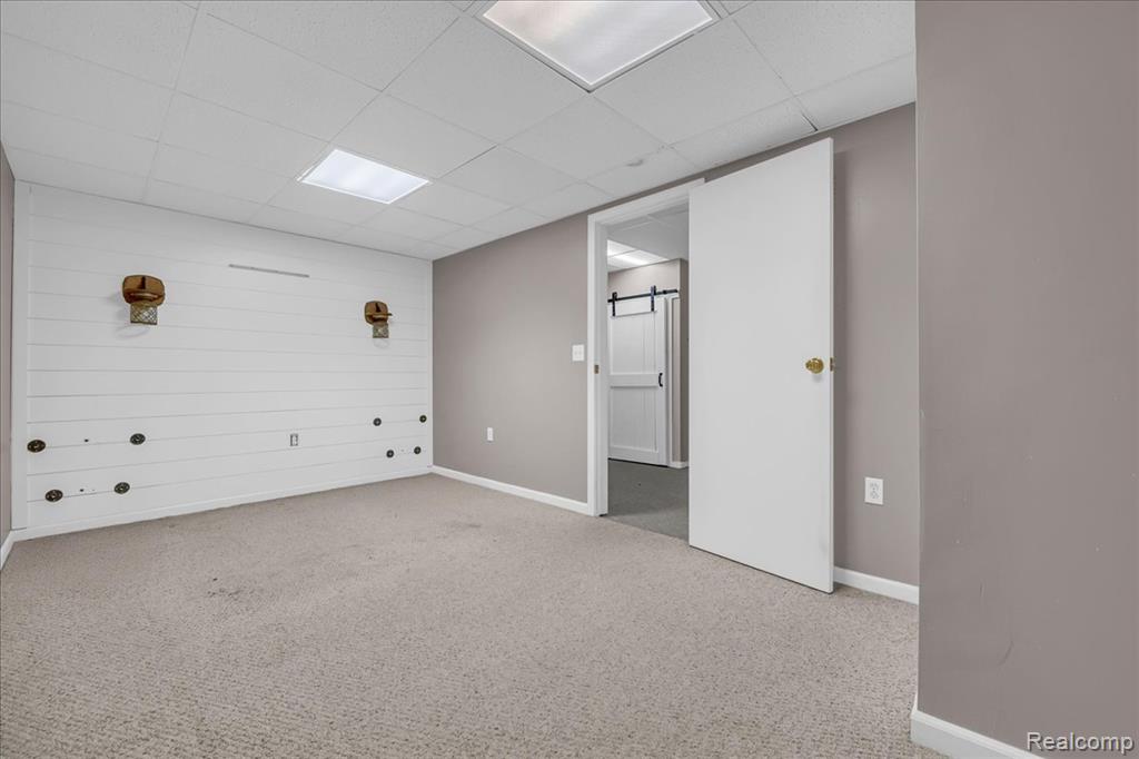 824 N Beech Daly Road, Dearborn Heights, MI 48127 — Photo 22