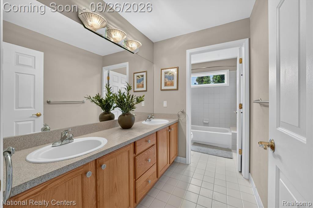 12257 Chandler Drive, Plymouth, MI 48170 — Photo 32