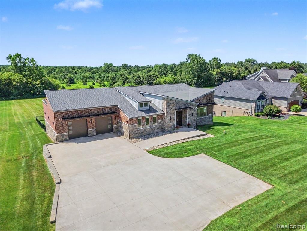 2943 Sleeth Road, Commerce Twp, MI 48382 — Photo 48