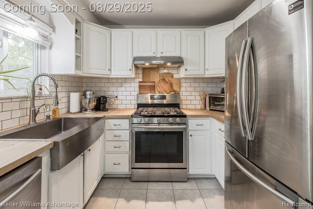 934 Prince Street, Milford, MI 48381 — Photo 14