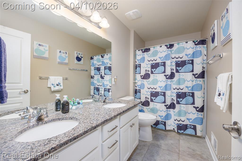 120 Crestview Drive, Rochester, MI 48306 — Photo 40