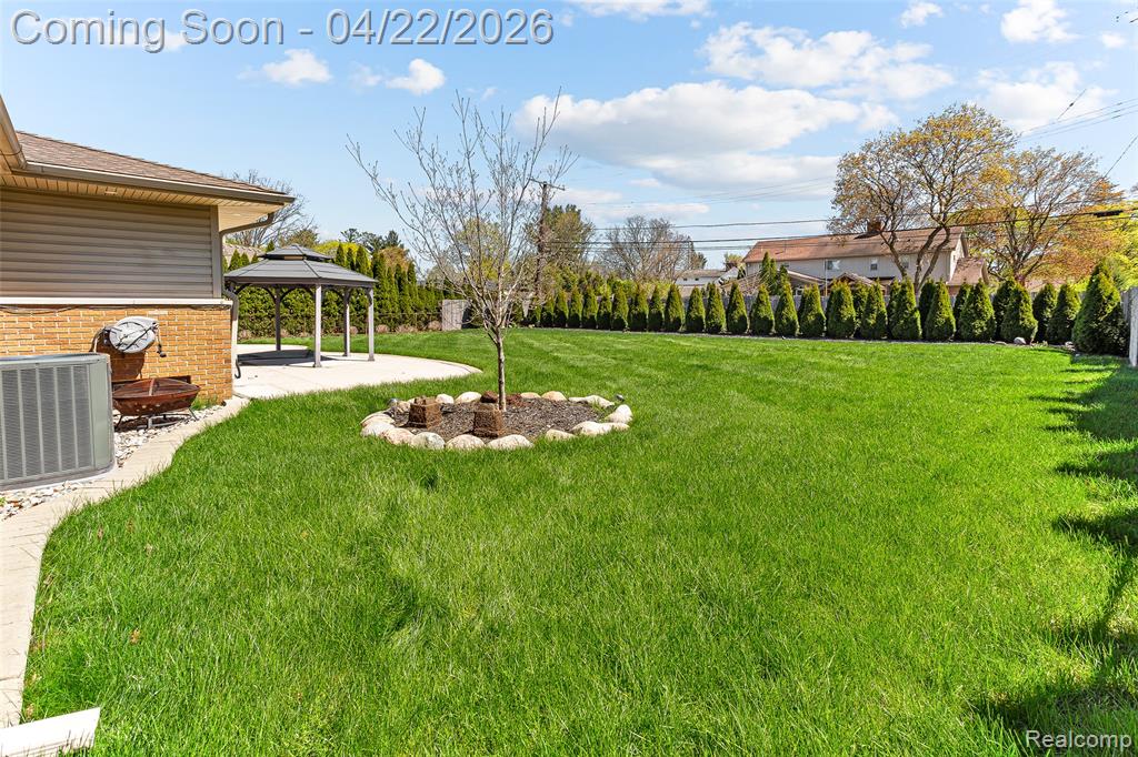 409 Crescent Drive, Dearborn, MI 48124 — Photo 54